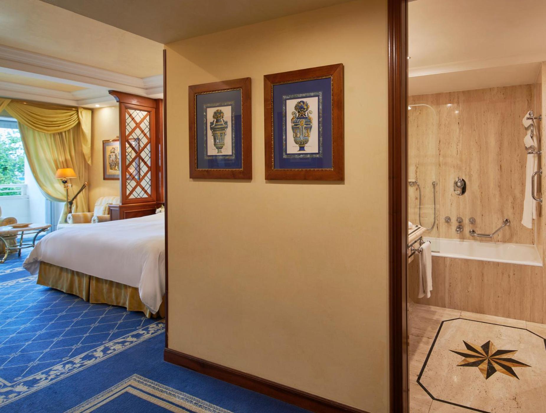 Rome Cavalieri, A Waldorf Astoria Hotel Buitenkant foto
